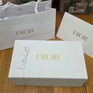 Dior Exclusive White & Gold Luxury Set + Shopping Bag, Tissue Papers & Envelope.